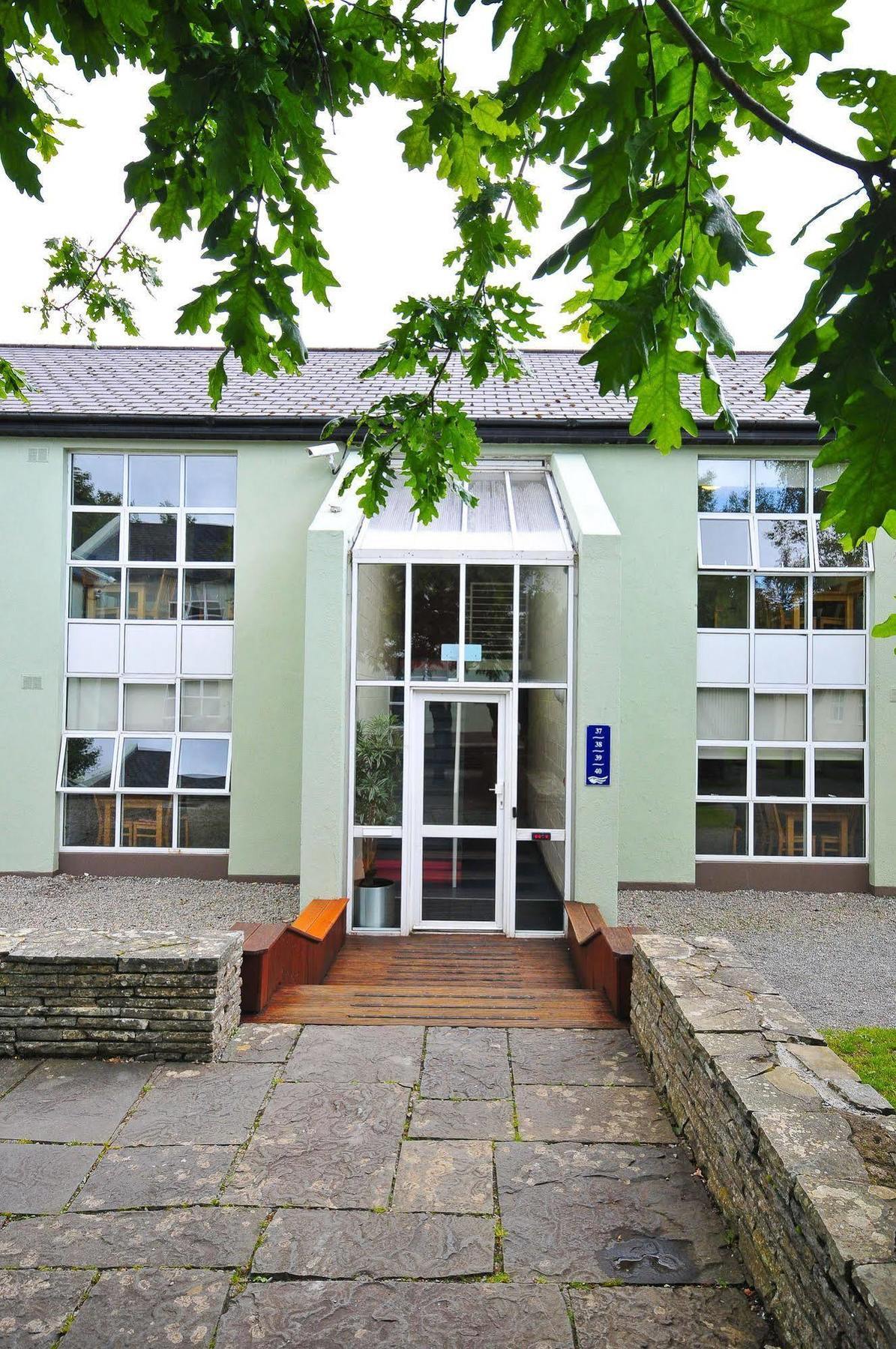 Corrib Village Apartments University Of Γκάλγουεϊ Εξωτερικό φωτογραφία